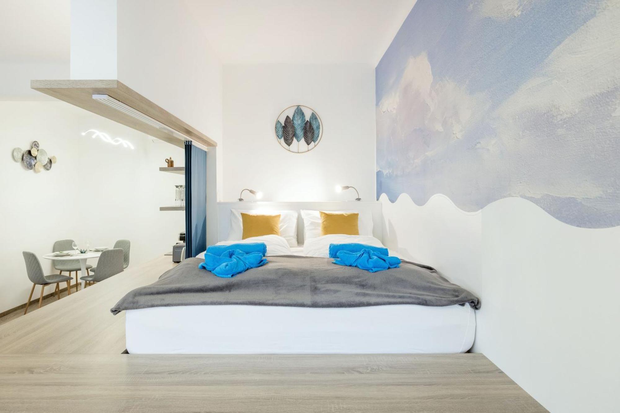 בודפשט Elemental Retreats - Wood & Water Studios מראה חיצוני תמונה